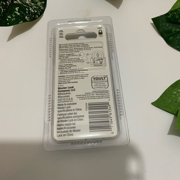 Small Suitcase Lock Master Lock 120T Steel Shackle Solid Brass Padlock G2 - Picture 4 of 4